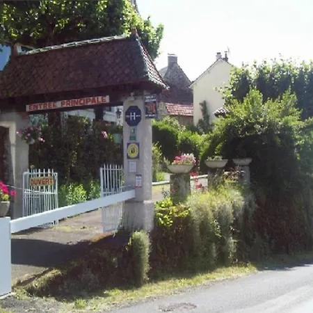 Logis Les Tilleuls Hotel 2*