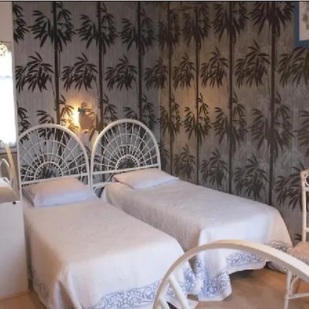 Logis Les Tilleuls 2*