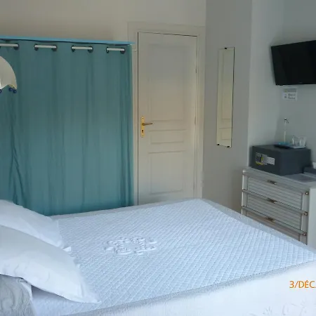 Logis Les Tilleuls Saint-Cirgues-de-Jordanne