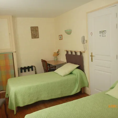 Logis Les Tilleuls Szálloda