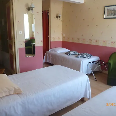 Logis Les Tilleuls Saint-Cirgues-de-Jordanne